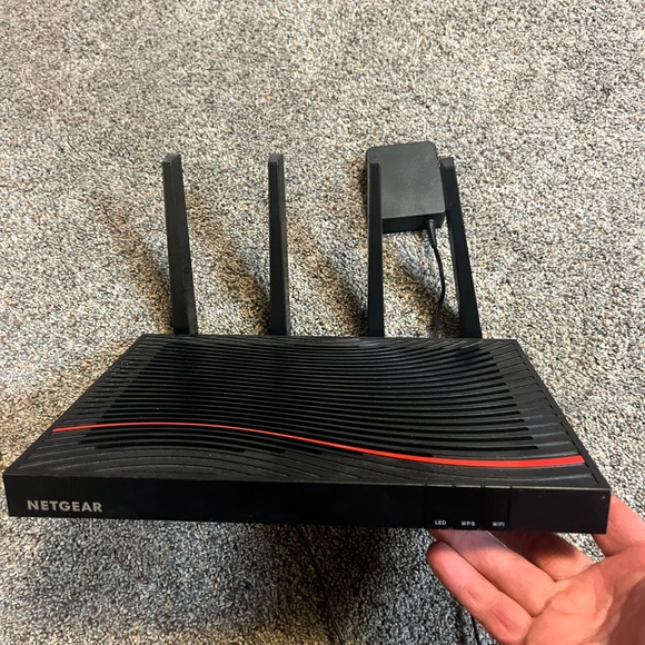 NETGEAR Nighthawk X4S Black WiFi Cable Modem Router - Picture 2 of 3